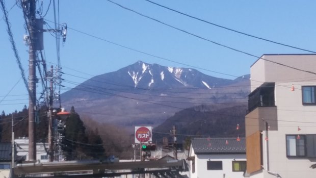 たぐち花店やすらぎホールいやしブログ　雪が少ない